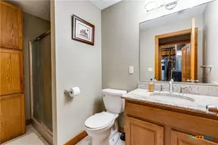 1657 County Rd 434, Stockdale, TX 78160 - Photo 28