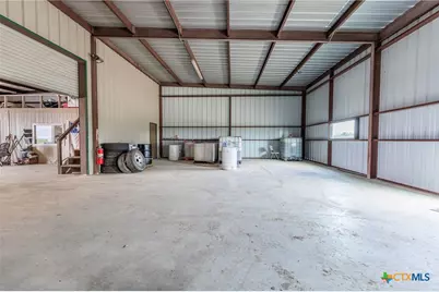 5513 Alternate 90, Seguin, TX 78155 - Photo 8