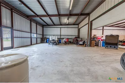 5513 Alternate 90, Seguin, TX 78155 - Photo 16