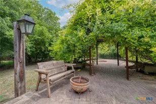 200 Redbird Ln, Kingsbury, TX 78638 - Photo 28