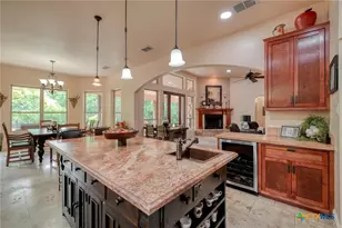 200 Redbird Ln, Kingsbury, TX 78638 - Photo 12