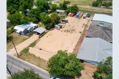 243 E Torrey Street, New Braunfels, TX 78130 - Photo 1
