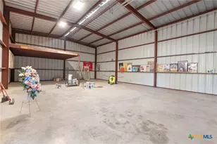 4175 S Hwy 183, Lampasas, TX 76550 - Photo 32