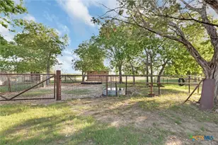 4175 S Hwy 183, Lampasas, TX 76550 - Photo 36