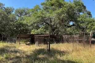 2183 Fm 3283, Hallettsville, TX 77964 - Photo 38