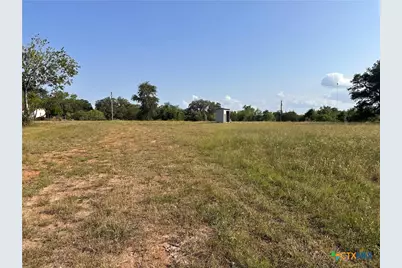 1295 Rainbow Road, Cuero, TX 77954 - Photo 6