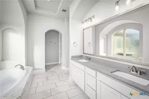 913 Coolabah Ave, New Braunfels, TX 78132 - Photo 38