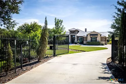 913 Coolabah Avenue, New Braunfels, TX 78132 - Photo 4