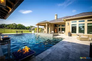 913 Coolabah Ave, New Braunfels, TX 78132 - Photo 14