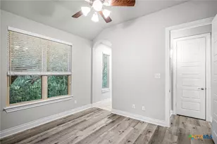 913 Coolabah Ave, New Braunfels, TX 78132 - Photo 32