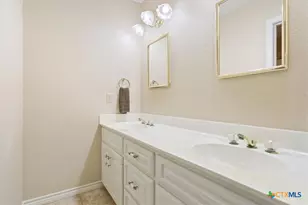 1204 Fairway Cir, Salado, TX 76571 - Photo 32