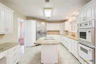 1204 Fairway Cir, Salado, TX 76571 - Photo 14