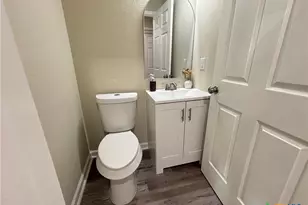 700 E 5th St, Nixon, TX 78140 - Photo 14