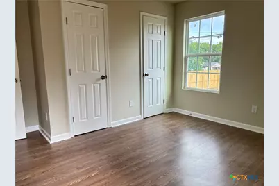 700 E 5th Street, Nixon, TX 78140 - Photo 24