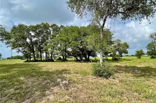 67 W Dewberry Ln, Seadrift, TX 77983 - Photo 1