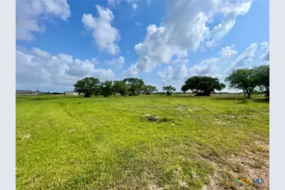 67 W Dewberry Lane, Seadrift, TX 77983 - Photo 6