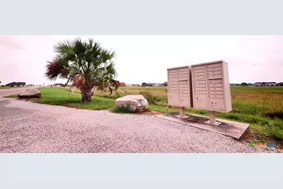 94 Sendera Loop, Victoria, TX 77904 - Photo 16