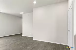 3035 Winding Creek Rd, Kyle, TX 78640 - Photo 6