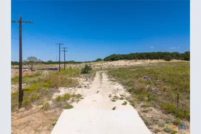 584 N Hwy 183, Lampasas, TX 76550 - Photo 2