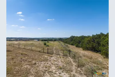 584 N Hwy 183, Lampasas, TX 76550 - Photo 8