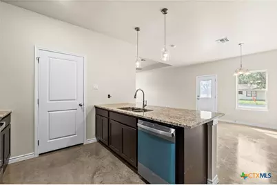 414 W Avenue C, Copperas Cove, TX 76522 - Photo 10