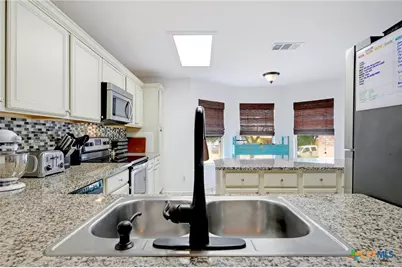 7410 Tom Watson Court, San Antonio, TX 78244 - Photo 14