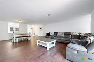 7410 Tom Watson Ct, San Antonio, TX 78244 - Photo 4