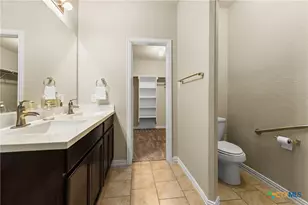 5645 Briar Fld, New Braunfels, TX 78132 - Photo 14