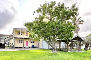 1306 W Madison Ave, Port O'Connor, TX 77982 - Photo 1