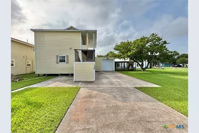 1306 W Madison Avenue, Port O'Connor, TX 77982 - Photo 32