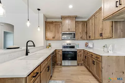 1420 Canyon Bend, Canyon Lake, TX 78133 - Photo 20