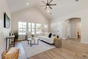 1420 Canyon Bend, Canyon Lake, TX 78133 - Photo 2