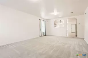 9215 Granberry Pass, Universal City, TX 78148 - Photo 4