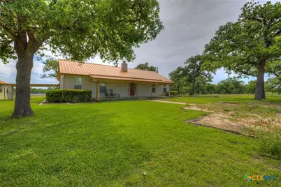 82 Bell Mountain Road, Fredericksburg, TX 78675 - Photo 1