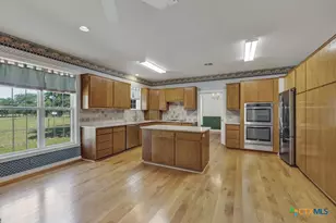 82 Bell Mountain Rd, Fredericksburg, TX 78675 - Photo 14