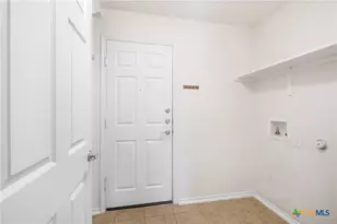 8913 Winter Haven Rd, Austin, TX 78747 - Photo 26