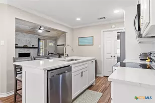 1301 Chapel Creek Rd, Waco, TX 76712 - Photo 14