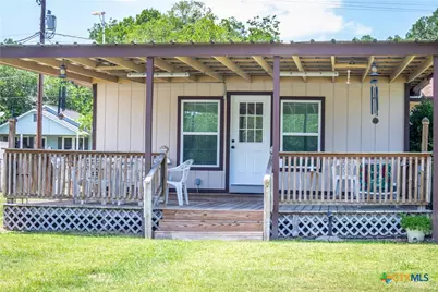 510 E 7th Street, Yorktown, TX 78164 - Photo 18