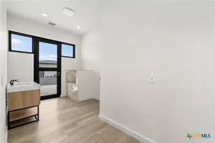 2637 Campestres, Spring Branch, TX 78070 - Photo 32