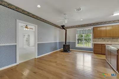 82 Bell Mountain Road, Fredericksburg, TX 78675 - Photo 12