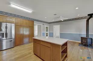 82 Bell Mountain Rd, Fredericksburg, TX 78675 - Photo 16