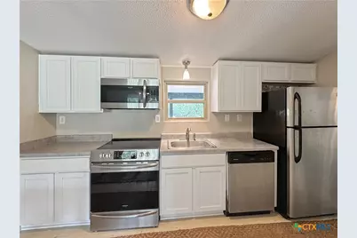 823 Trail Crest Drive, Canyon Lake, TX 78133 - Photo 20