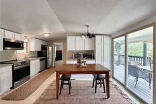 823 Trail Crest Dr, Canyon Lake, TX 78133 - Photo 14