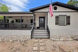 823 Trail Crest Dr, Canyon Lake, TX 78133 - Photo 6