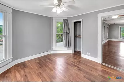 214 Hubbard Street, Yoakum, TX 77995 - Photo 40