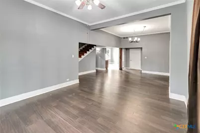 214 Hubbard Street, Yoakum, TX 77995 - Photo 6