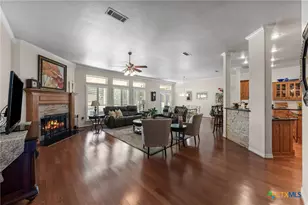 4340 Lago Vista Dr, Belton, TX 76513 - Photo 10