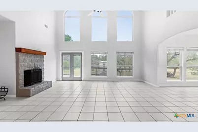 279 Pin Oak Trail, New Braunfels, TX 78132 - Photo 6