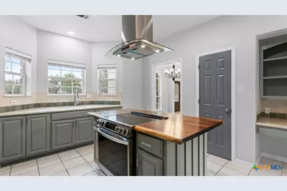 279 Pin Oak Trail, New Braunfels, TX 78132 - Photo 12
