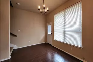 305 Rosalie Dr, New Braunfels, TX 78130 - Photo 14